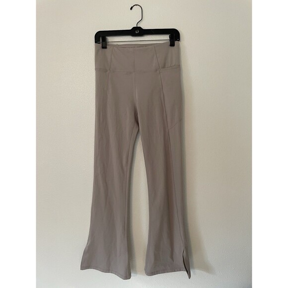 Avia soft sculpt  midrise split hem flare leggings size small - Picture 1 of 5